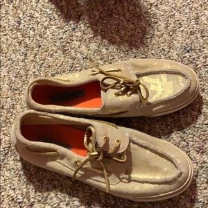 Sperry shoe